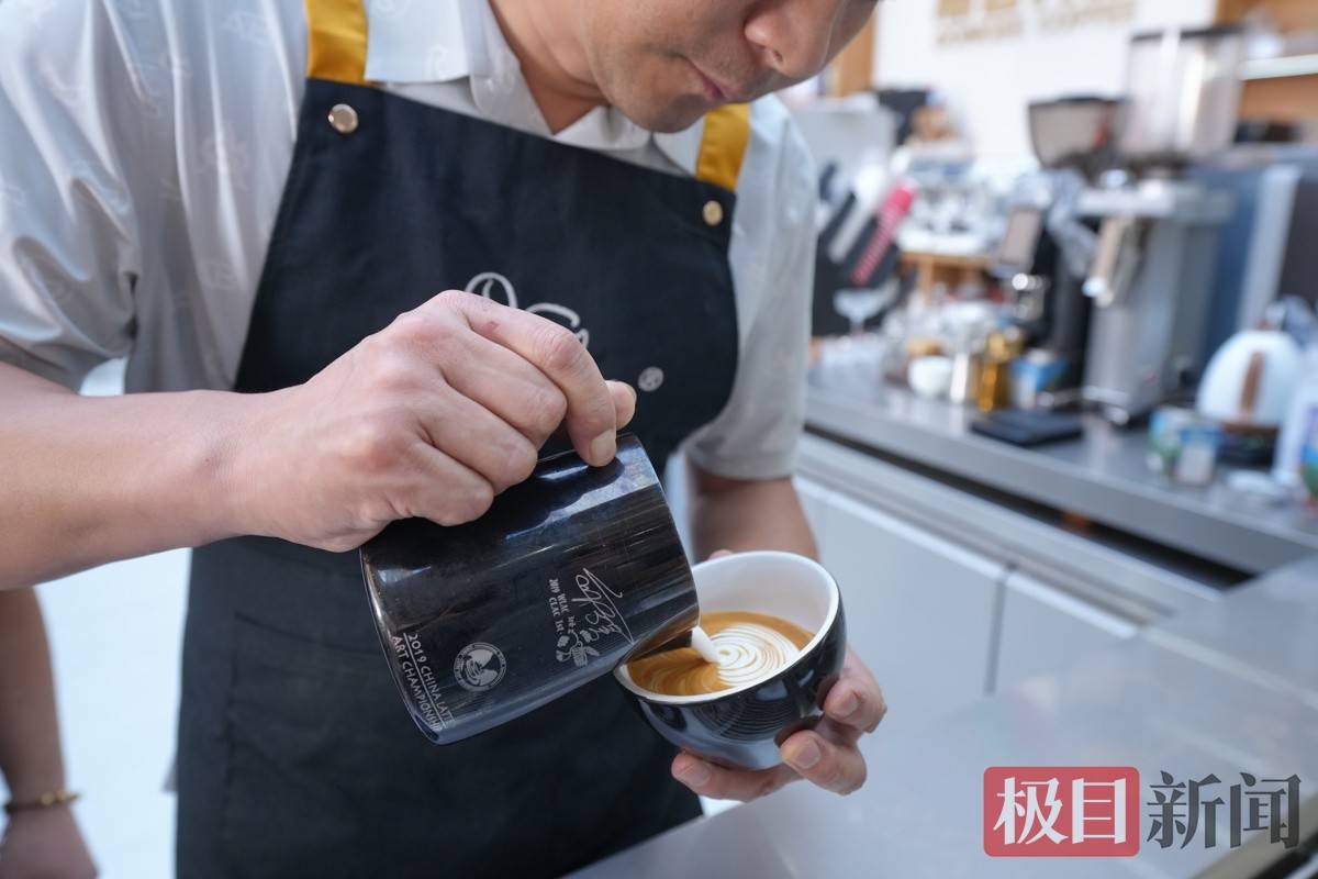 从 40㎡小店到出口全球 以咖啡为媒扎根故土不朽情缘游戏入口光耀黄陂㉚丨黄陂创客高峰：(图1)